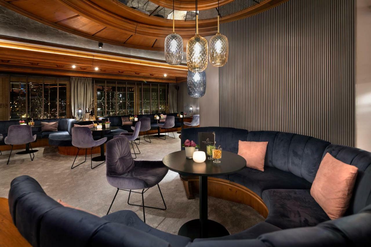 Hotel Engel Obertal 5*